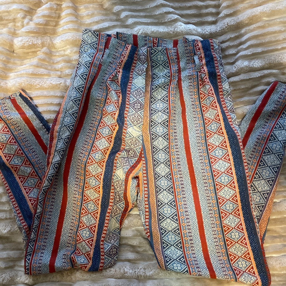 Forever 21 Multicolor Geometric Print Pants